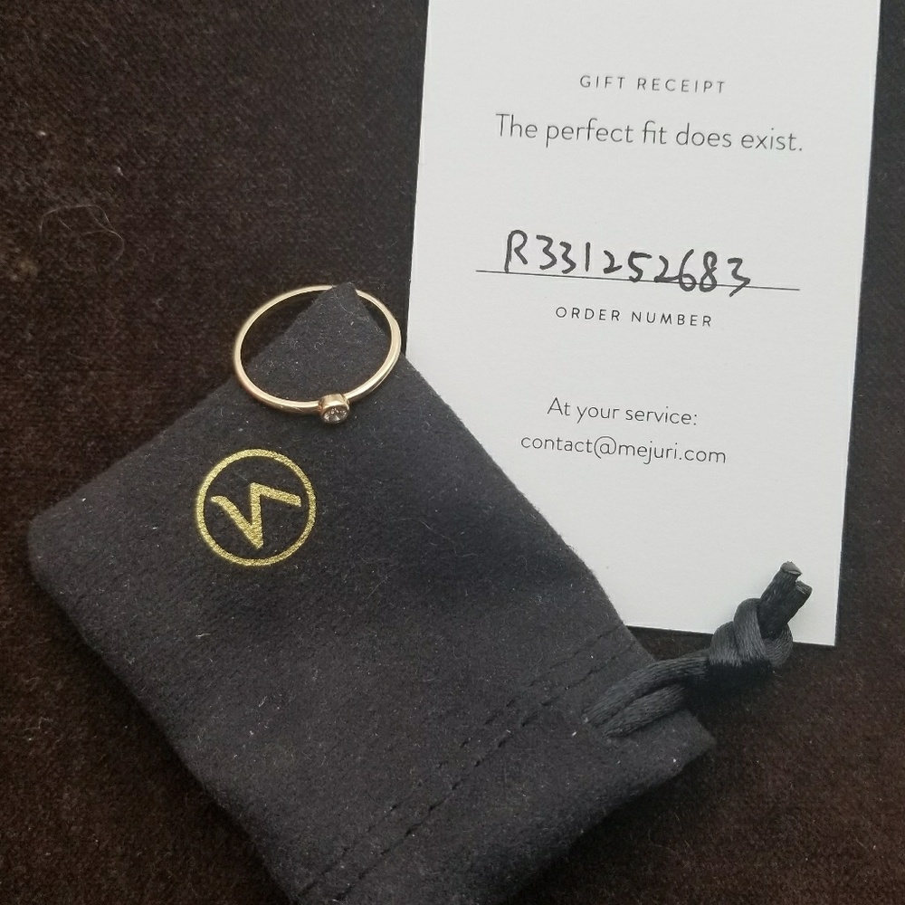 Mejuri Diamond Solo Ring